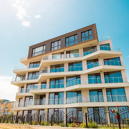 Apartcomplex Golden Bay Lägenhetshotell Ravda