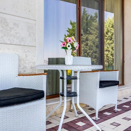 Apartcomplex Golden Bay Lägenhetshotell Ravda