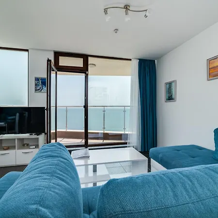 Apartcomplex Golden Bay Lägenhetshotell Ravda