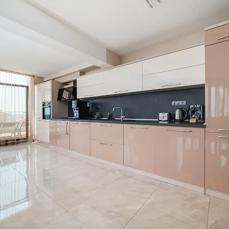 Apartcomplex Golden Bay Lägenhetshotell