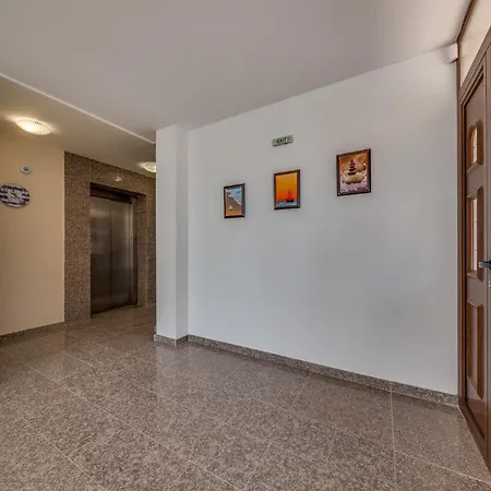 Apartcomplex Golden Bay