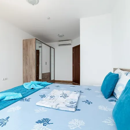 Apartcomplex Golden Bay Hotel apartamentowy Rawda