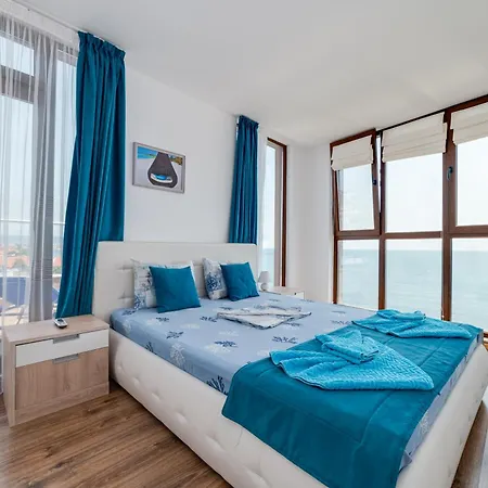 Apartcomplex Golden Bay Rawda