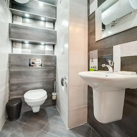 Apartcomplex Golden Bay * Rawda