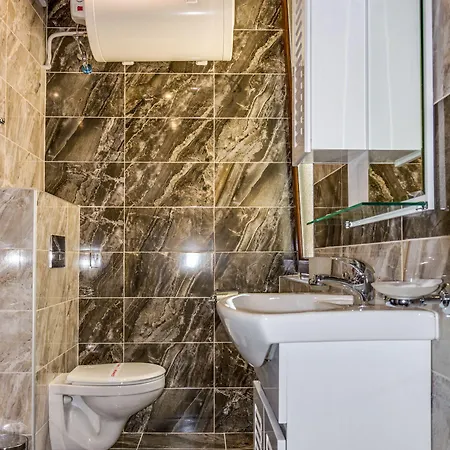 Apartcomplex Golden Bay Lägenhetshotell *