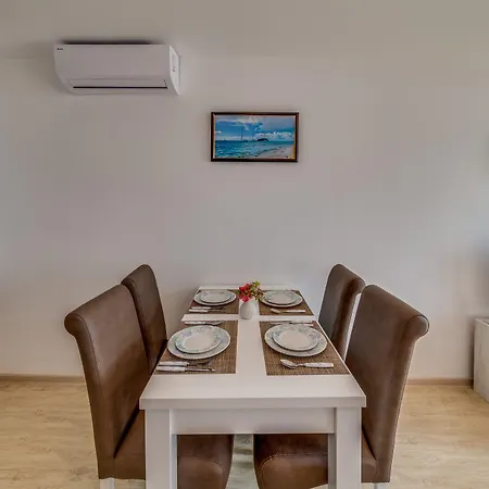 Apartcomplex Golden Bay Hotel apartamentowy Rawda