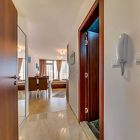 Apartcomplex Golden Bay Hotel apartamentowy *