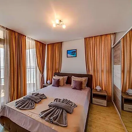 Apartcomplex Golden Bay Hotel apartamentowy Rawda