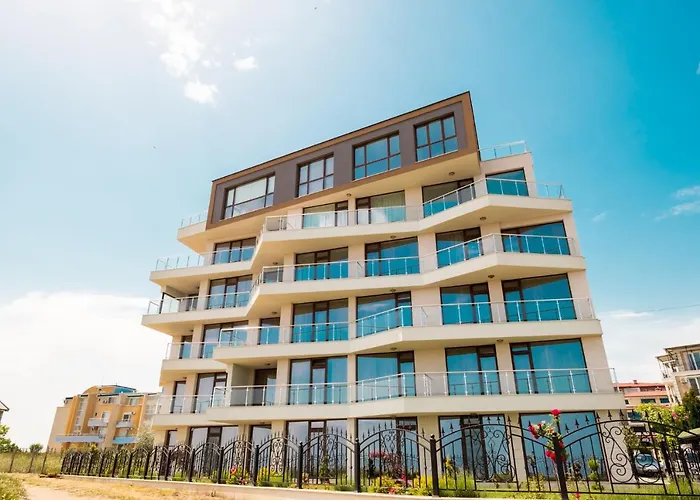 Apartcomplex Golden Bay Hotel apartamentowy Rawda