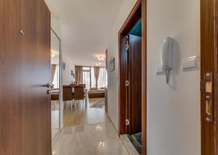 Hotel apartamentowy Apartcomplex Golden Bay Rawda