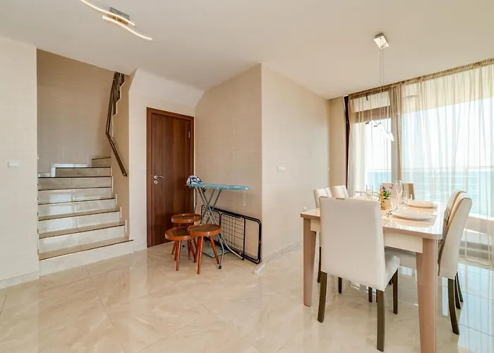 Hotel apartamentowy Apartcomplex Golden Bay Rawda