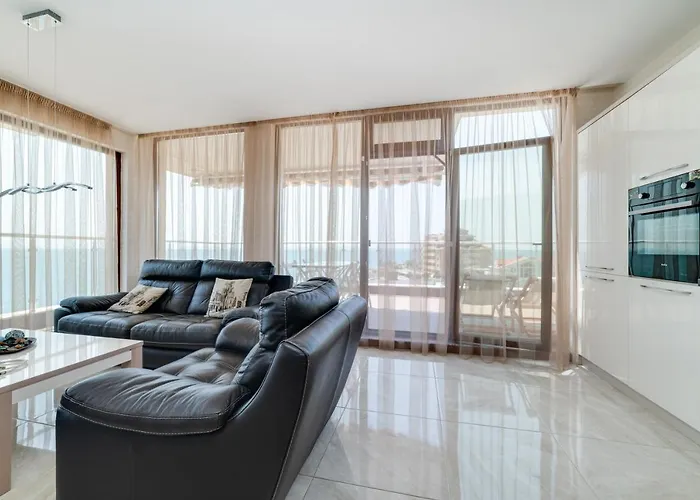 Apartcomplex Golden Bay Hotel apartamentowy Rawda