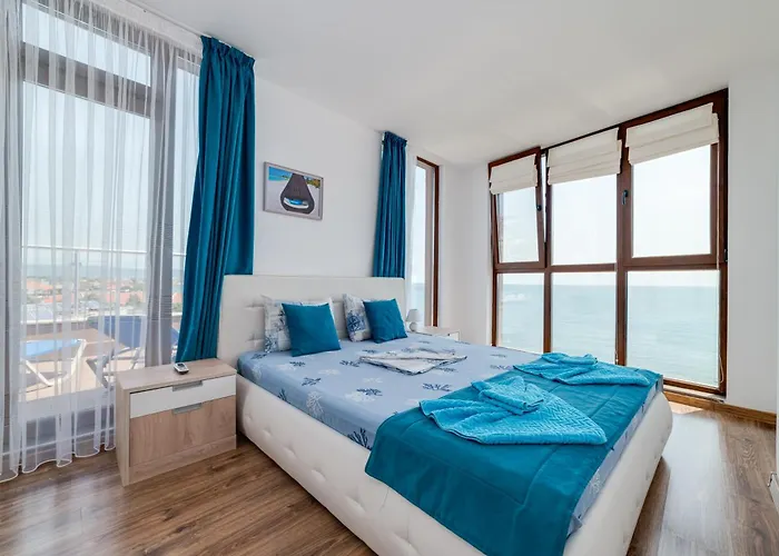 Apartcomplex Golden Bay Rawda