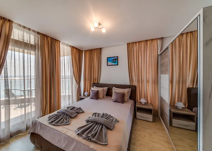 Apartcomplex Golden Bay Hotel apartamentowy