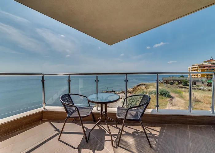 Apartcomplex Golden Bay Rawda