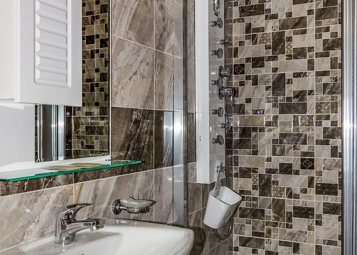 Apartcomplex Golden Bay * Rawda