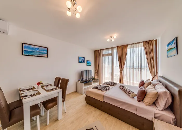 Hotel apartamentowy Apartcomplex Golden Bay Rawda