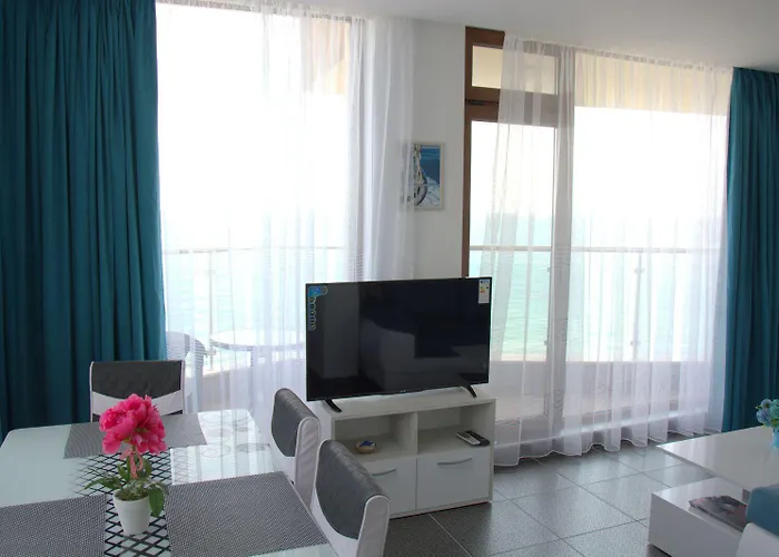 Hotel apartamentowy Apartcomplex Golden Bay *