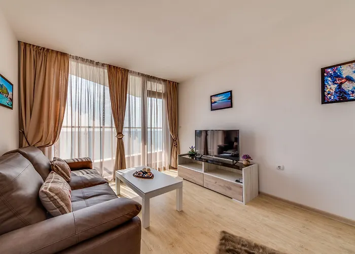 Apartcomplex Golden Bay Rawda